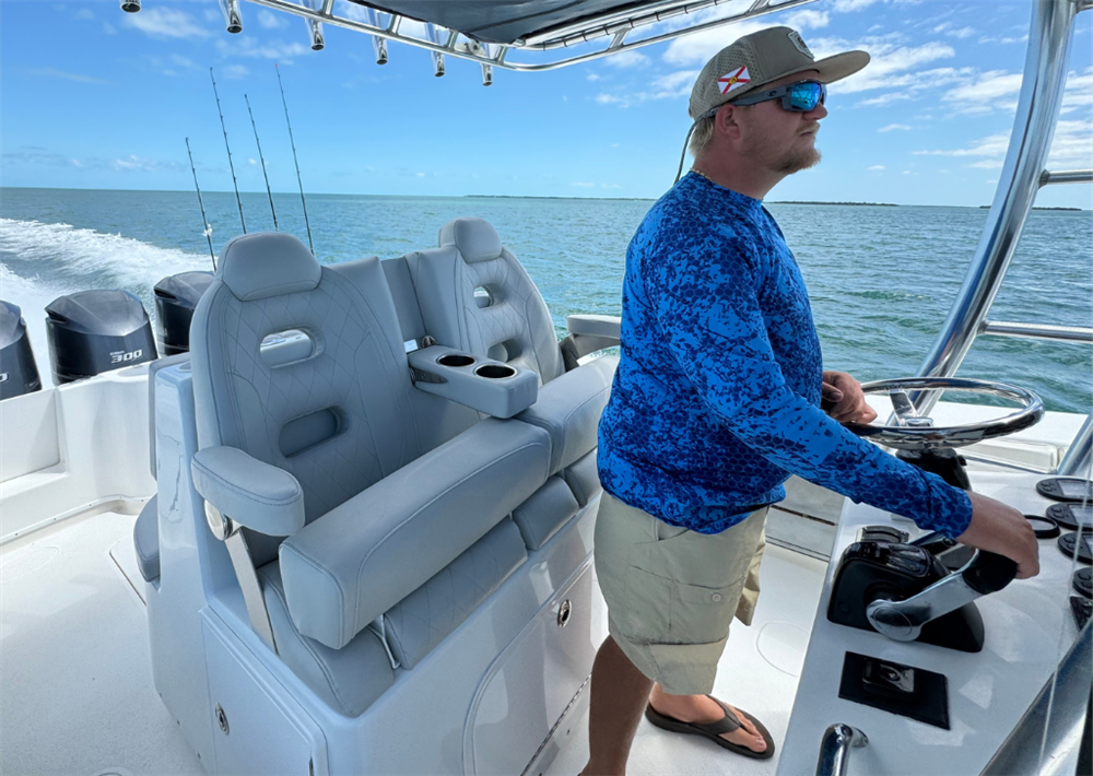 TACO Marine | Custom Helm Chair